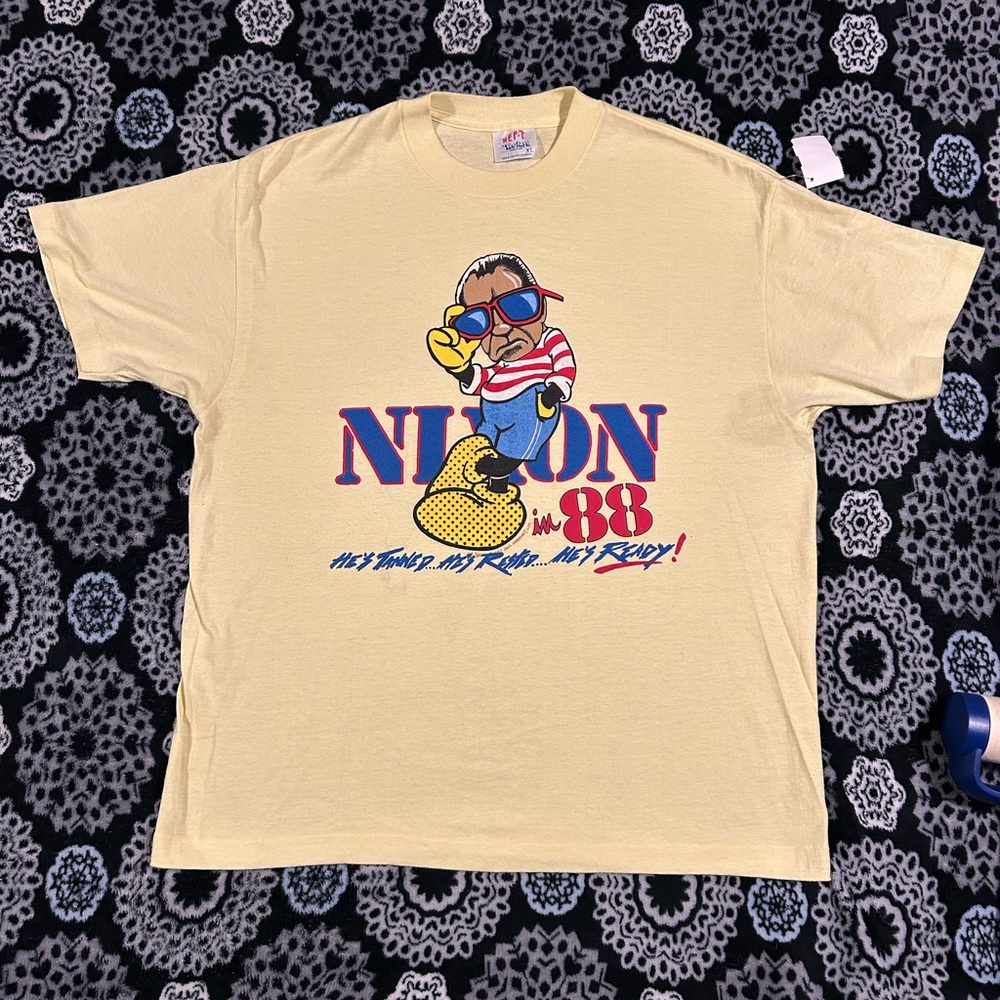 Vintage single stitched t shirt